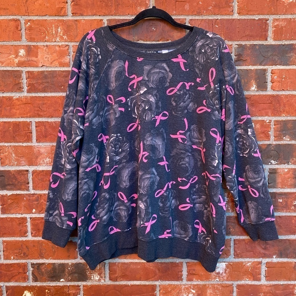 Torrid Strong 2 Pink Ribbon Gray Soft Fleece Crew Neck Sweatshirt Survivor